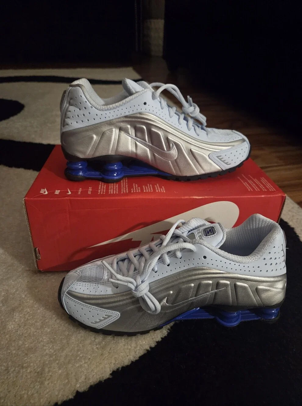 NIKE SHOX R4 ' BLUE TINT/METALLIC SILVER SNEAKER SZ 7W